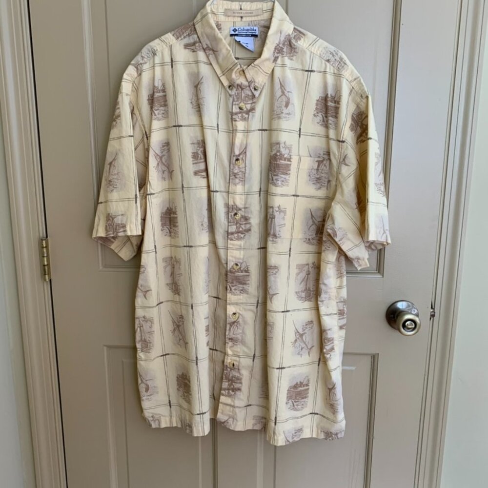 Columbia Sportswear Mens Size XXL Button Down Short Sleeve Fishing Design Shirt